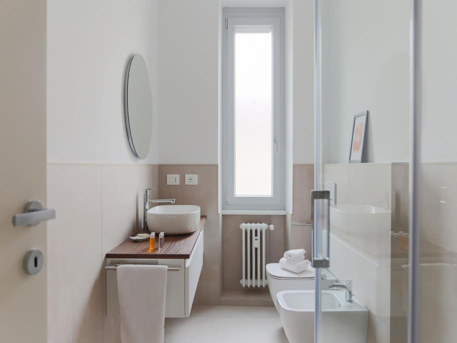 מילאנו The Best Rent - Spacious And Renovated Two-Bedroom Apartment Downtown מראה חיצוני תמונה