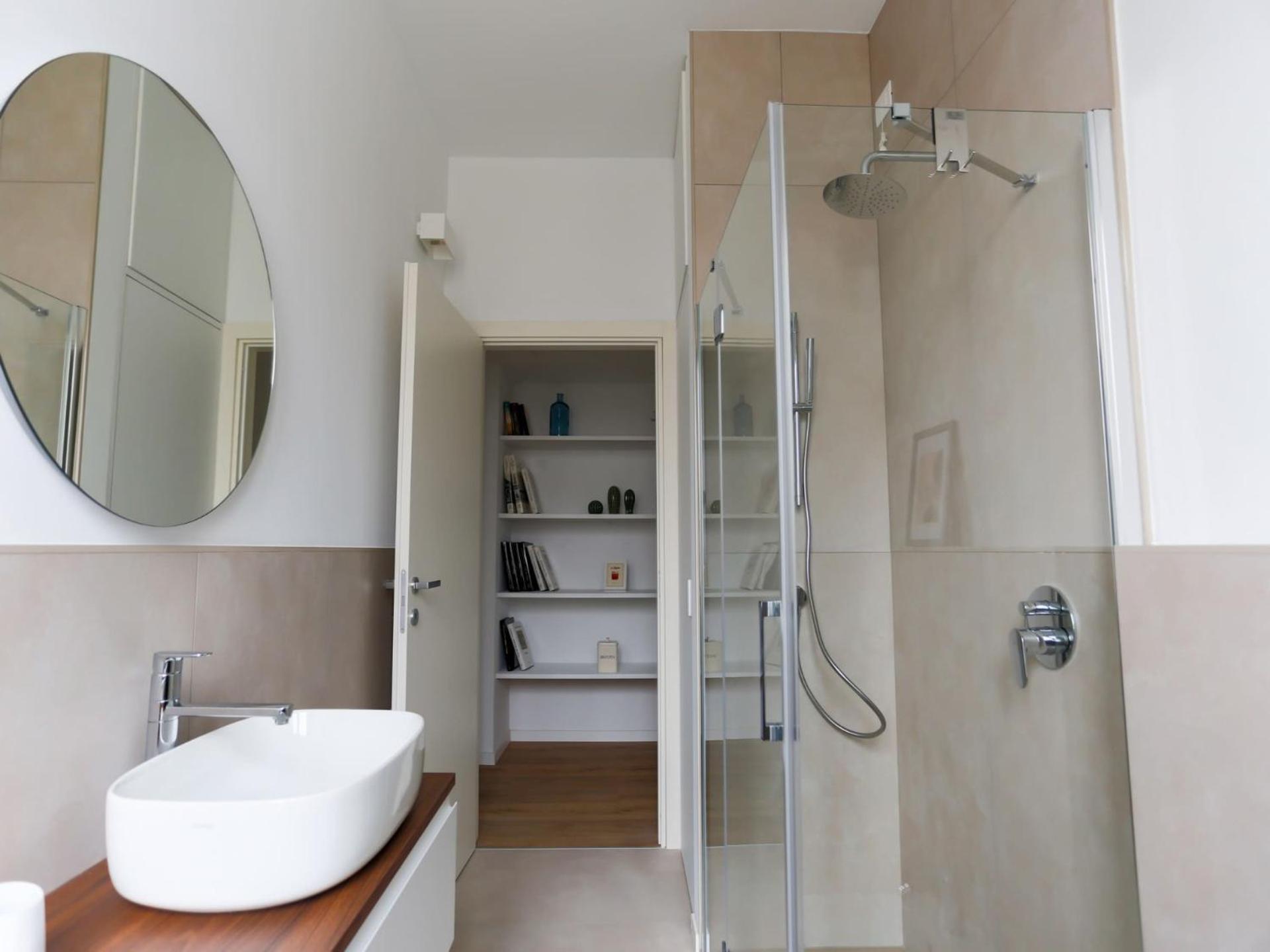 מילאנו The Best Rent - Spacious And Renovated Two-Bedroom Apartment Downtown מראה חיצוני תמונה